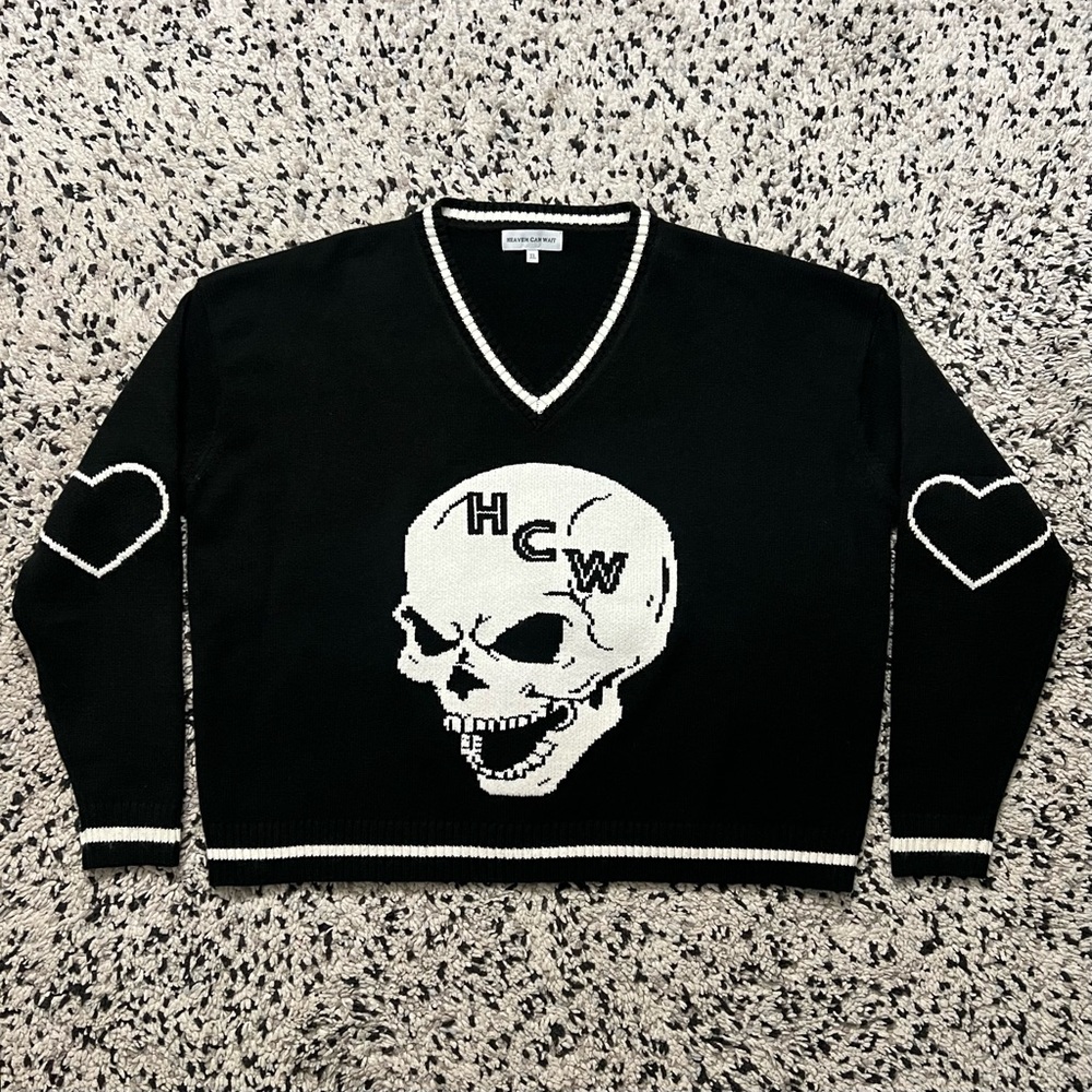 Heaven Can Wait Black Skull HCW Knit Sweater Heart Sleeves V Neck Size XL
